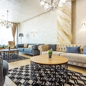Avenue By Hmg-free Parking-free Wi-fi Sofie