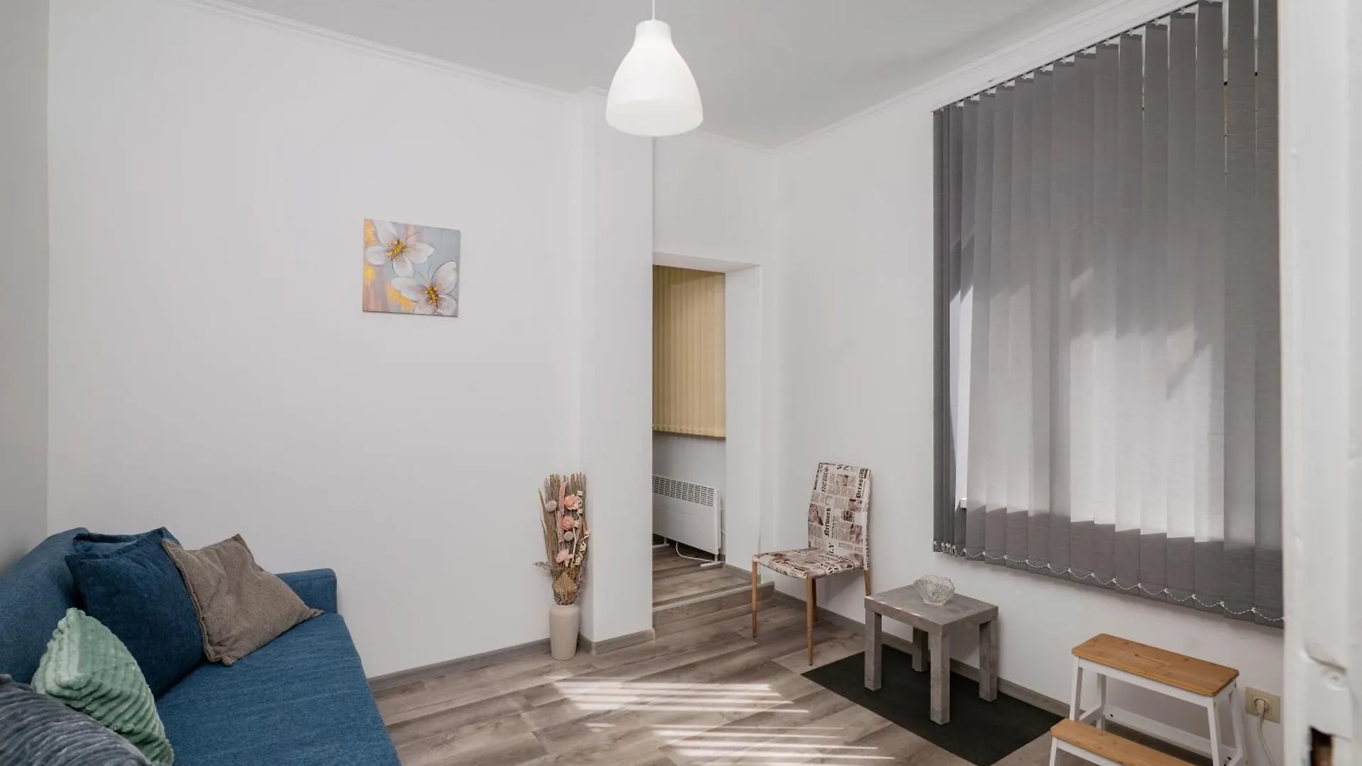 Central 1Bd Next To Womens Market And Sofia'S Gems By Flat Mаnаger